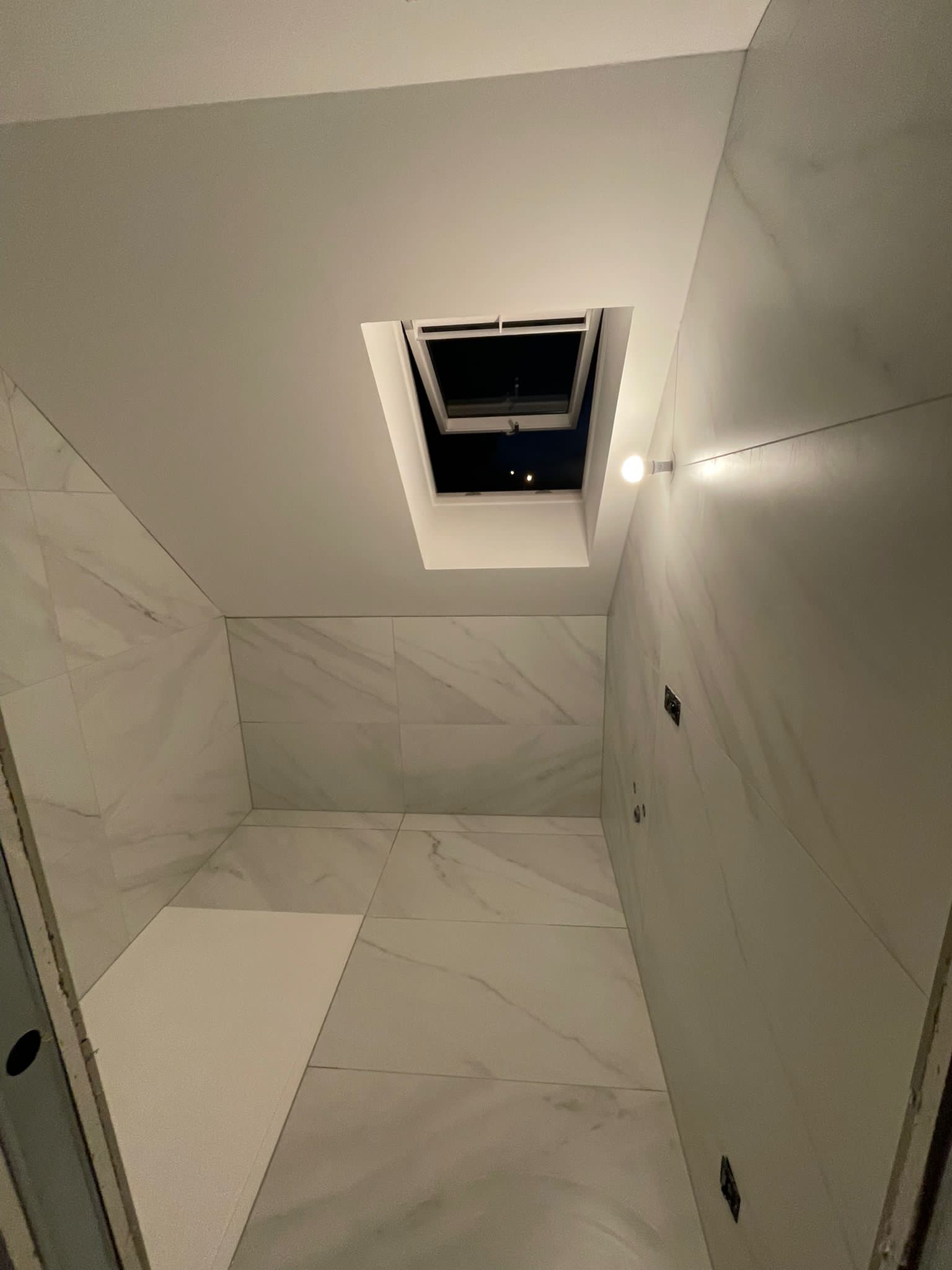 CARRELAGE CORREIA FILS039 | Carrelage Correia Fils Douche à l’italienne : 4 critères à anticiper avant de l’intégrer dans votre plan Mulhouse