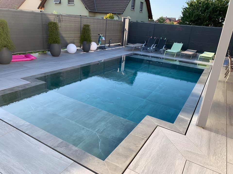 Pose de carrelage int&eacute;rieur et ext&eacute;rieur dans les environs de Colmar et Mulhouse Saint-Louis